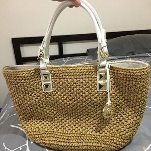 NWOT MICHAEL KORS STRAW WICKER TOTE